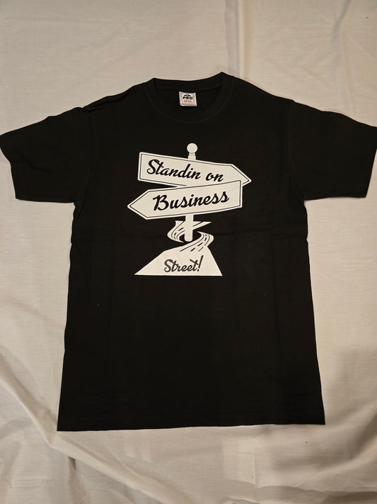 BLACK & WHITE STANDIN